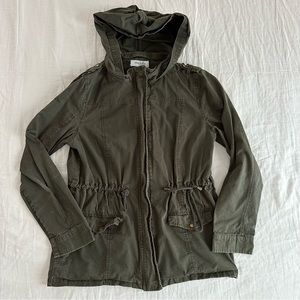 Charlotte Russe women’s hunter green utility jacket with hood